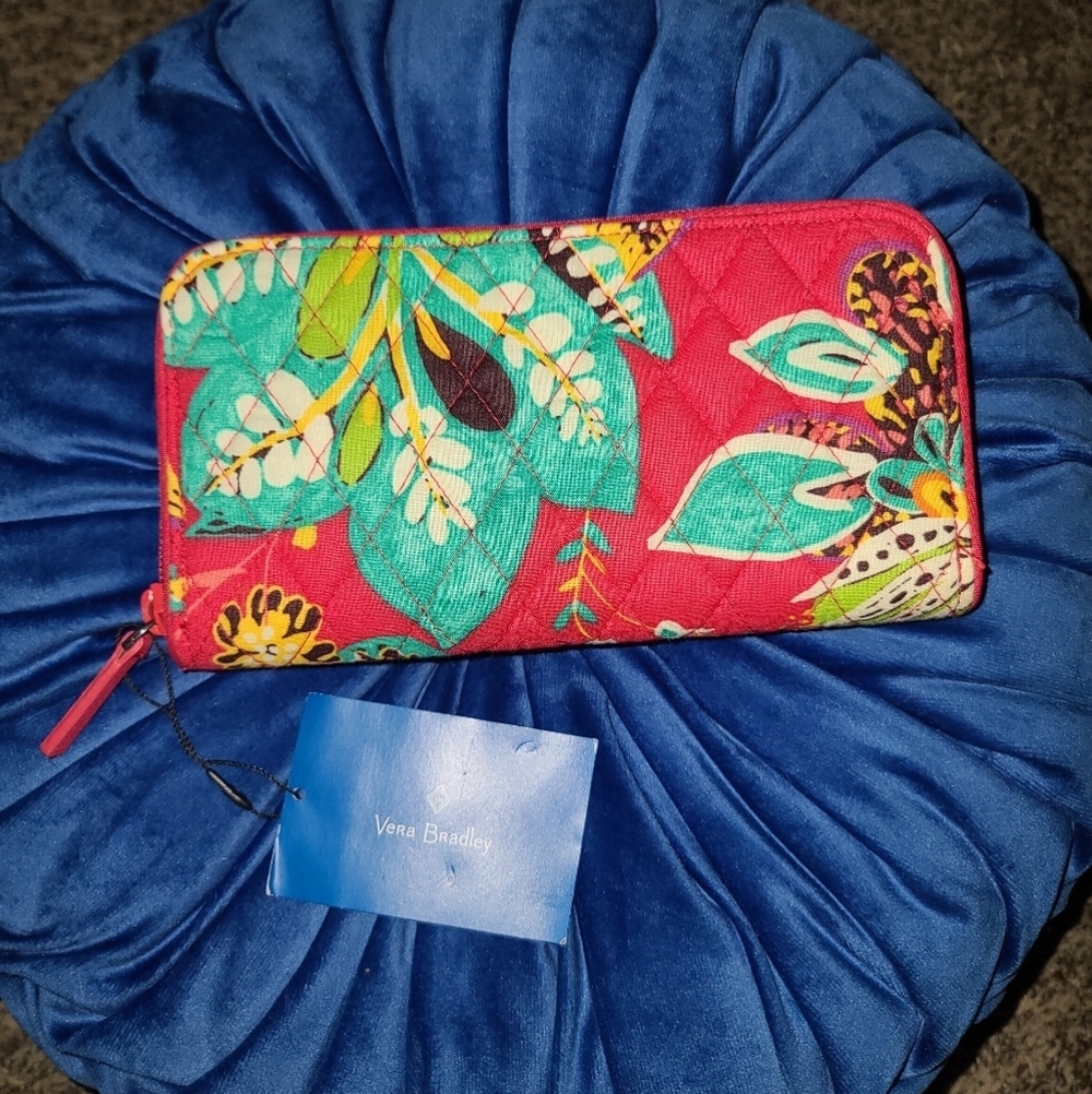 Vera Bradley | Floral Zip-Around Wallet
